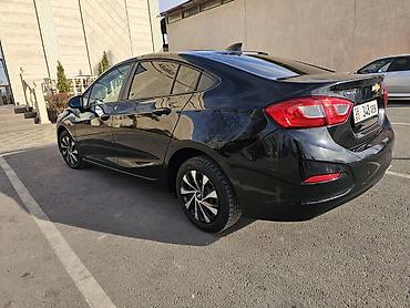 spark 2018: Chevrolet Cruze: 2018 г., 1.4 л, Автомат, Бензин, Седан — 4