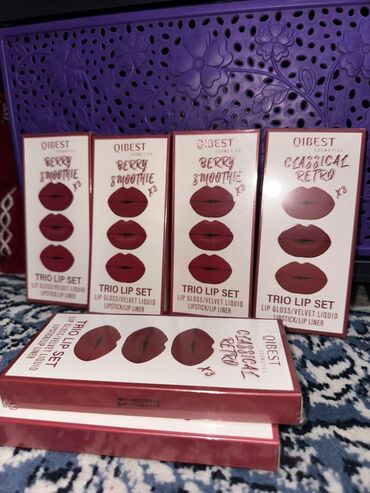 Косметика: Набор косметики и парфюмерии - Спреи-шиммеры USHAS Shimmer Spray — 9