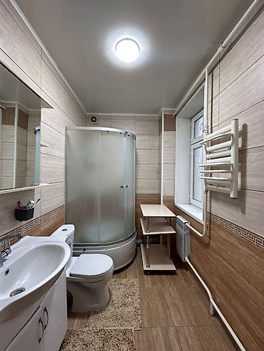 Продажа коттеджей и домов: 6 комнат, 258 м², 8 соток, Бишкек, Ынтымак ж/м Риэлтор at lalafo.kg — 4 Продажа коттеджей и домов: 6 комнат, 258 м², 8 соток, Бишкек, Ынтымак ж/м Риэлтор — 4