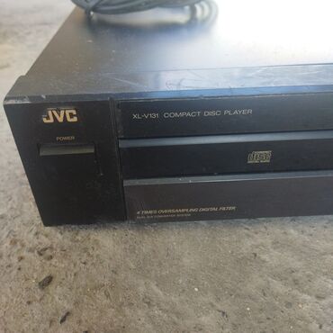 проигрыватели: CD проигрыватель. JVC. 3000 с Рабочий. торг уместен
