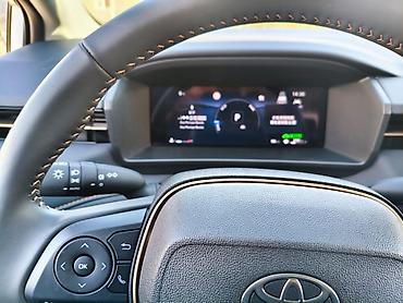 corolla 2016: Toyota Corolla: 2026 г., Автомат, Гибрид, Седан — 4