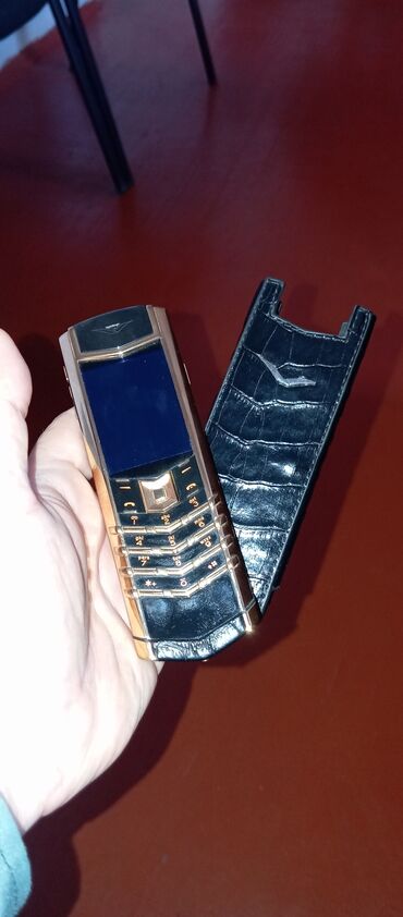 alcatel one touch mobile phone: Vertu Signature Touch