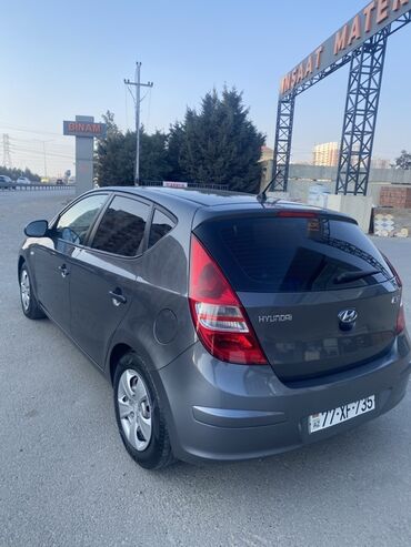 Hyundai: Hyundai i30: 1.4 l | 2009 il Hetçbek — 6