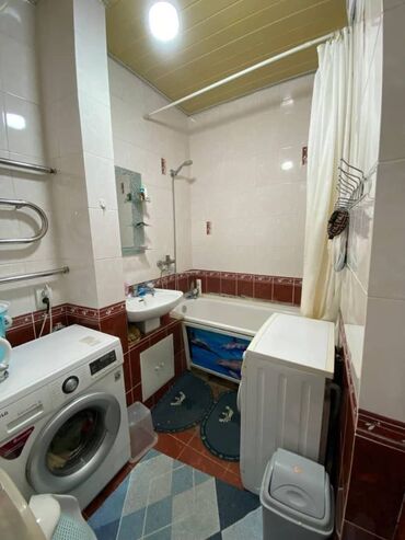 сдаю квартиру в районе аламединского рынка: 2 комнаты, 48 м², 105 серия, 3 этаж, Косметический ремонт