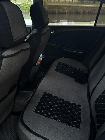 892 2: Toyota Avensis: 2003 г., 2 л, Механика, Дизель, Седан — 9