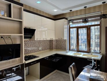 Yeni tikili: 4 otaqlı, Yeni tikili, 136 kv. m — 9