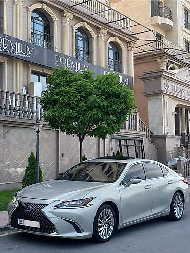 Lexus: Lexus ES: 2019 г., 2.5 л, Автомат, Гибрид, Седан — 1