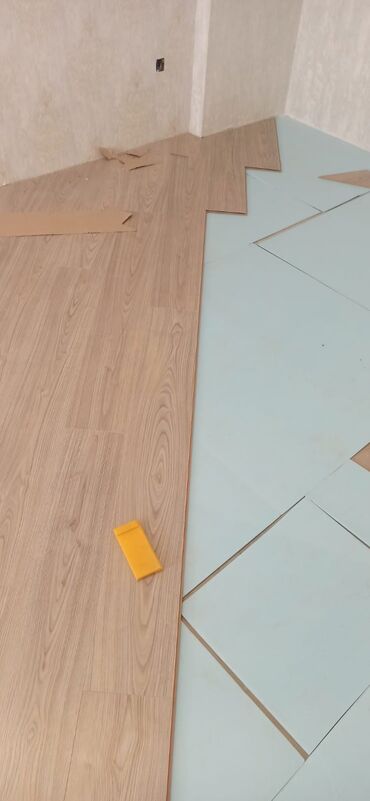 Döşəmə işləri: Laminatlarin vurulmasi her cur bilintuslarin supurgeliylerin vurulmask — 5