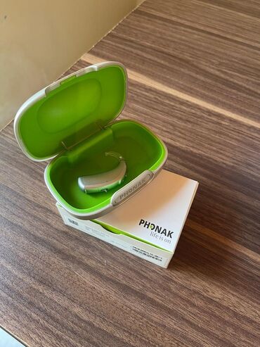 Phonak eşitmə aparatı, "life is on" şüarı ilə təqdim olunan