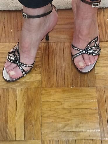 obuca 40: Sandale broj 36, braon, platno i cirkoni, štikla 8 cm, jednom nošene — 1