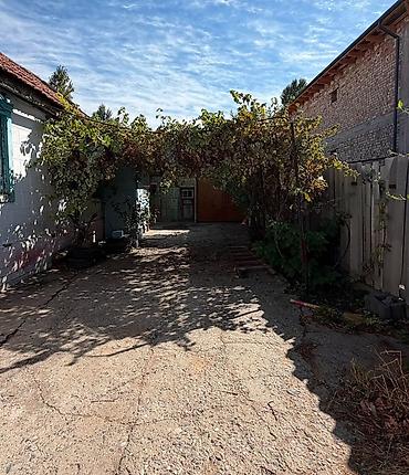 продаю двух этажный дом: 3 комнаты, 47 м², 12 соток, Сокулук, Собственник — 2