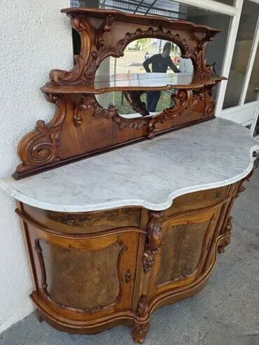 Stilske komode: Odlicno stanje dobro ocuvano. Duzina 160 cm Dubina 70 cm Visina 170 cm na lalafo.rs — 2 Stilske komode: Odlicno stanje dobro ocuvano. Duzina 160 cm Dubina 70 cm Visina 170 cm — 2