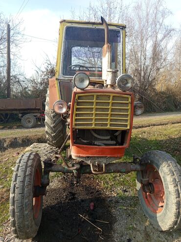 yumuz traktor: Traktorda heç bir prablem yoxdu rotor ilə birlikdə satılır ciddi