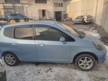 ключ от хонды: Honda Fit: 2002 г., 1.3 л, Автомат, Бензин, Хэтчбэк