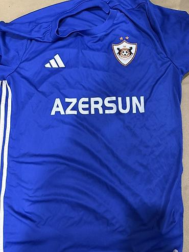 karabağ karavan: Original Qarabag Fk formasi resmi fan şopdan alinib forma — 1