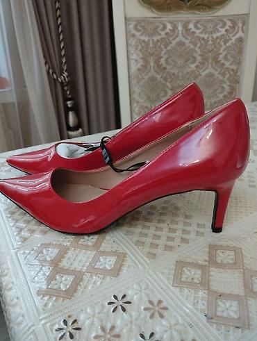 tufliler: Tuflilər, Zara, Ölçü: 37, rəng - Qırmızı, Yeni — 2