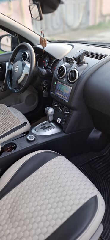 Nissan: Nissan Qashqai: 2 l | 2013 il Krossover — 8