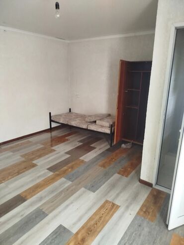 посуточная аренда квартир элитка: 28 м², 1 комната, Забор, огорожен, Утепленный