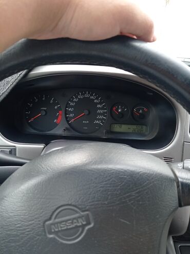 зил 130 ош: Nissan Primera: 2000 г., 1.8 л, Механика, Бензин, Хэтчбэк