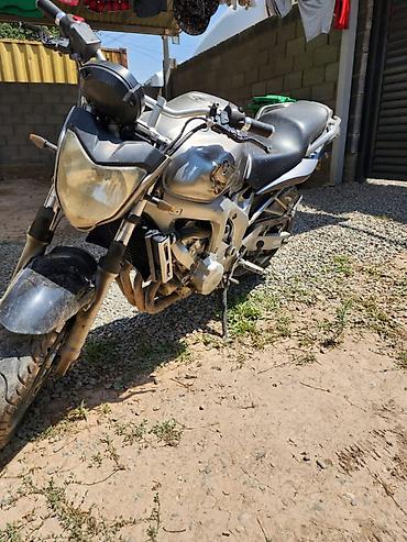 мт 07: Yamaha RJ07, 2003 г., 600 см³, серебристый цвет. Нейкед с рядным — 4