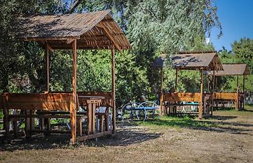 Kommersiya daşınmaz əmlakının satışı: Otel satış!! Obyektin ümumi ərazisi 1.5 hektardi. 3 mərtəbəli obyekt — 29