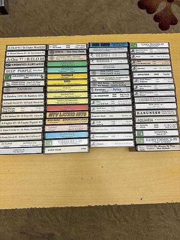 Динамики и колонки: Продаю аудио кассеты. Новые цена 350 сом за 1 штук. Только по 5 штук — 5