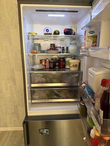 dispenser satilir: LG iki qapılı soyuducu, paslanmayan polad (inox) korpuslu. Əsas — 2