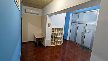 binə salxoz: Xırdalanda, mərkəzdə, H.Əliyev parkının qarşısında, Access bankın — 3