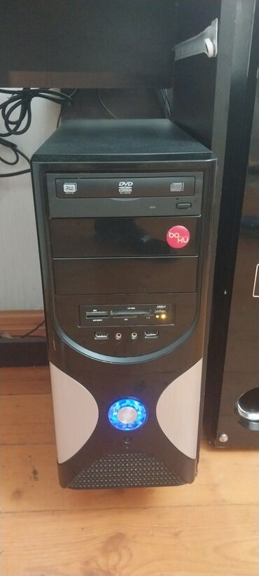 2 ədəd monitor: Masaüstü kompüter dəsti Tərkib: - Sistem bloku: ön paneldə