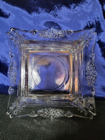 Kompleti posuđa: Cinija presovano staklo,za voce itd,80te. Cinija perfektna sve na na lalafo.rs — 11 Kompleti posuđa: Cinija presovano staklo,za voce itd,80te. Cinija perfektna sve na — 11