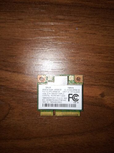 Modemlər və şəbəkə avadanlıqları: Atheros AR5B125 mini-PCIe Wi-Fi adapteri. 1×1 MIMO konfiqurasiyasında