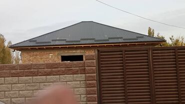 установка крыш: Кровельные работы под ключ - Монтаж скатных крыш любой сложности