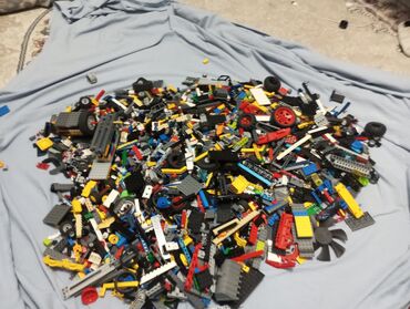 фарфоровая кукла: Большой лот деталей LEGO (смешанная россыпь) - Сотни разноцветных