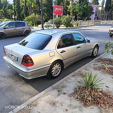 traktor farası: Mercedes-Benz C-Class: 1.8 l | 2000 il Sedan — 7