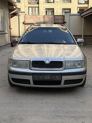 гольф 4 на запчасти: Skoda Octavia: 2003 г., 2 л, Автомат, Газ, Универсал — 1