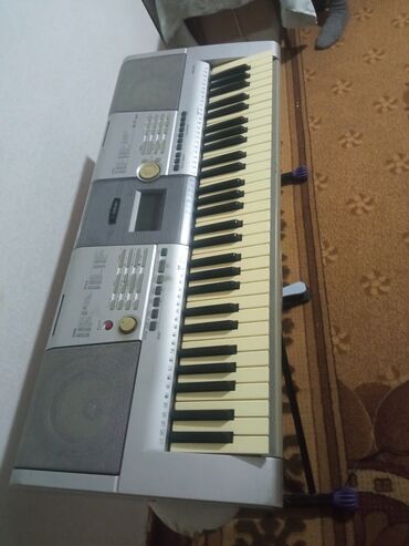 печатная машинка: Синтезатор Yamaha PSR 295 б/у. и новое цифровое пианино