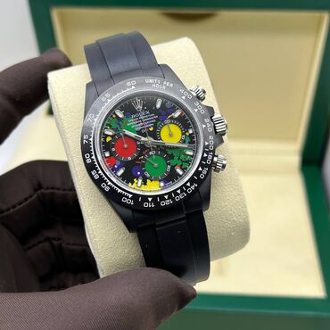 мужские швейцарские часы: Получили на склад новые Rolex Daytona Cosmograph в керамическом