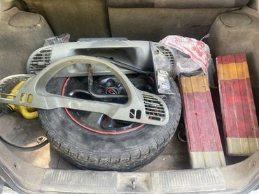 чашки для кофе: Торпедо Mercedes-Benz 2004 г., Колдонулган, Оригинал, Германия