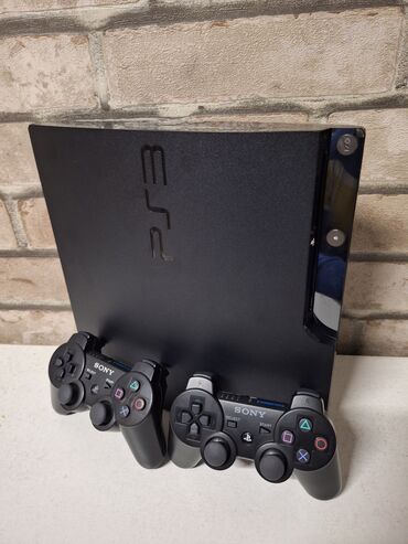 PS3 (Sony PlayStation 3): Playstation 3 slim Прошитая Записано 12 топ игр PES 2013 новый состав
