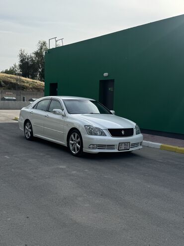 Гранаты: Toyota Crown: 2004 г., 3 л, Автомат, Бензин, Седан