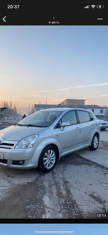 таеьа: Toyota Corolla Verso: 2004 г., 1.8 л, Механика, Бензин