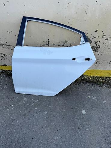 elantra qapı: Sol arxa, Hyundai Elantra 2014 il — 1