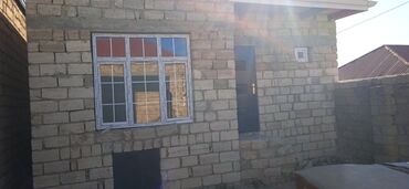 Həyət evləri və villaların satışı: Maştağa qəs. 3 otaqlı, 1 kv. m, Təmirsiz — 4