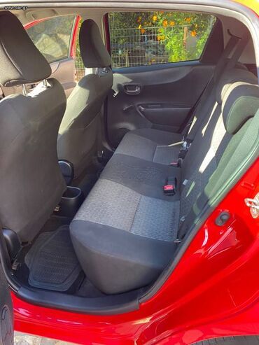 Toyota: Toyota Yaris: 1.4 l. | 2014 έ. Χάτσμπακ — 14