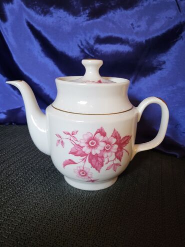 Čajnici: Bokal nov dowbisch ukrajinski porcelan 1960g +. Porcelanski — 2