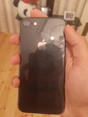 iphone 7 plus 64 gb qiymeti: IPhone 8, 64 GB, Qara