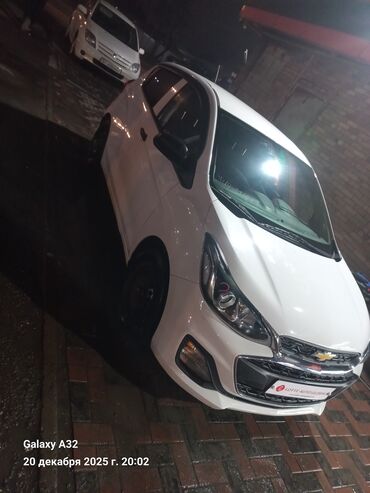 Chevrolet: Chevrolet Spark: 2020 г., 0.1 л, Вариатор, Бензин, Хэтчбэк — 10