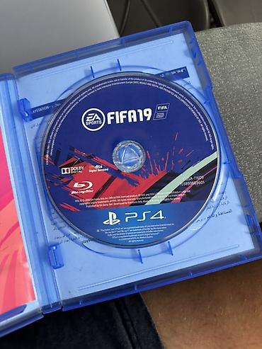 фифа 19: Набор дисков EA Sports FIFA для PlayStation 4 (Blu‑ray) В комплекте — 1