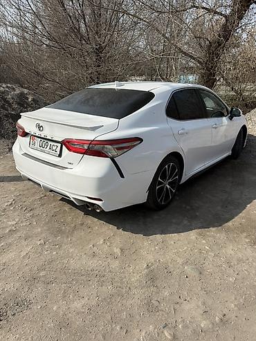 Toyota: Toyota Camry: 2018 г., Седан — 1
