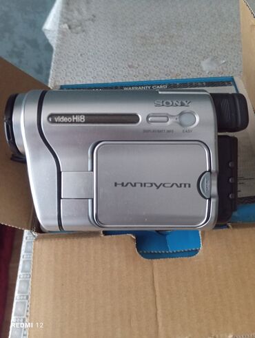 ucuz modemler: Sony Handycam video Hi8 kamkorder - Format: Video Hi8 kasetlərlə